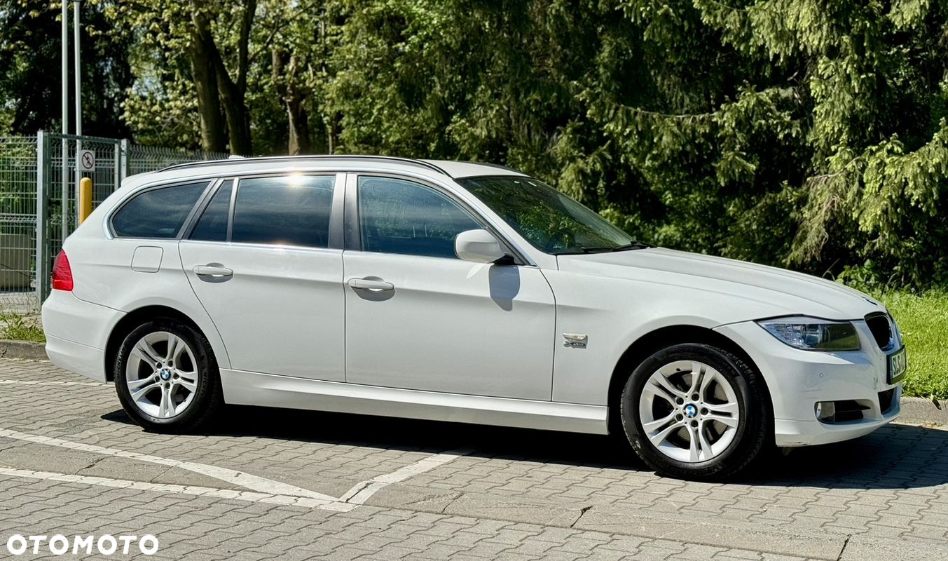 BMW Seria 3 320d xDrive - 9