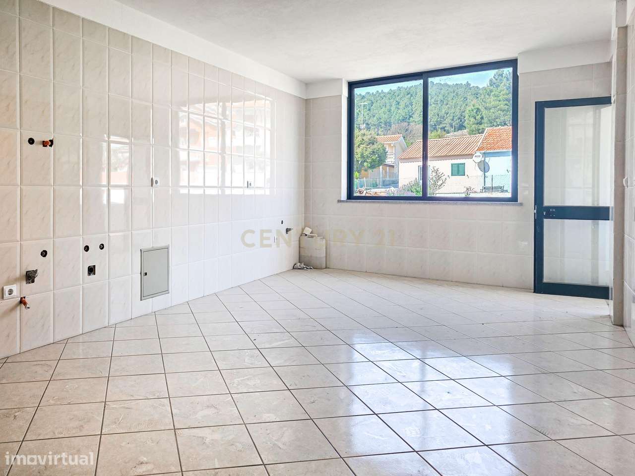 Apartamento T3 - Dálvares, Tarouca-3