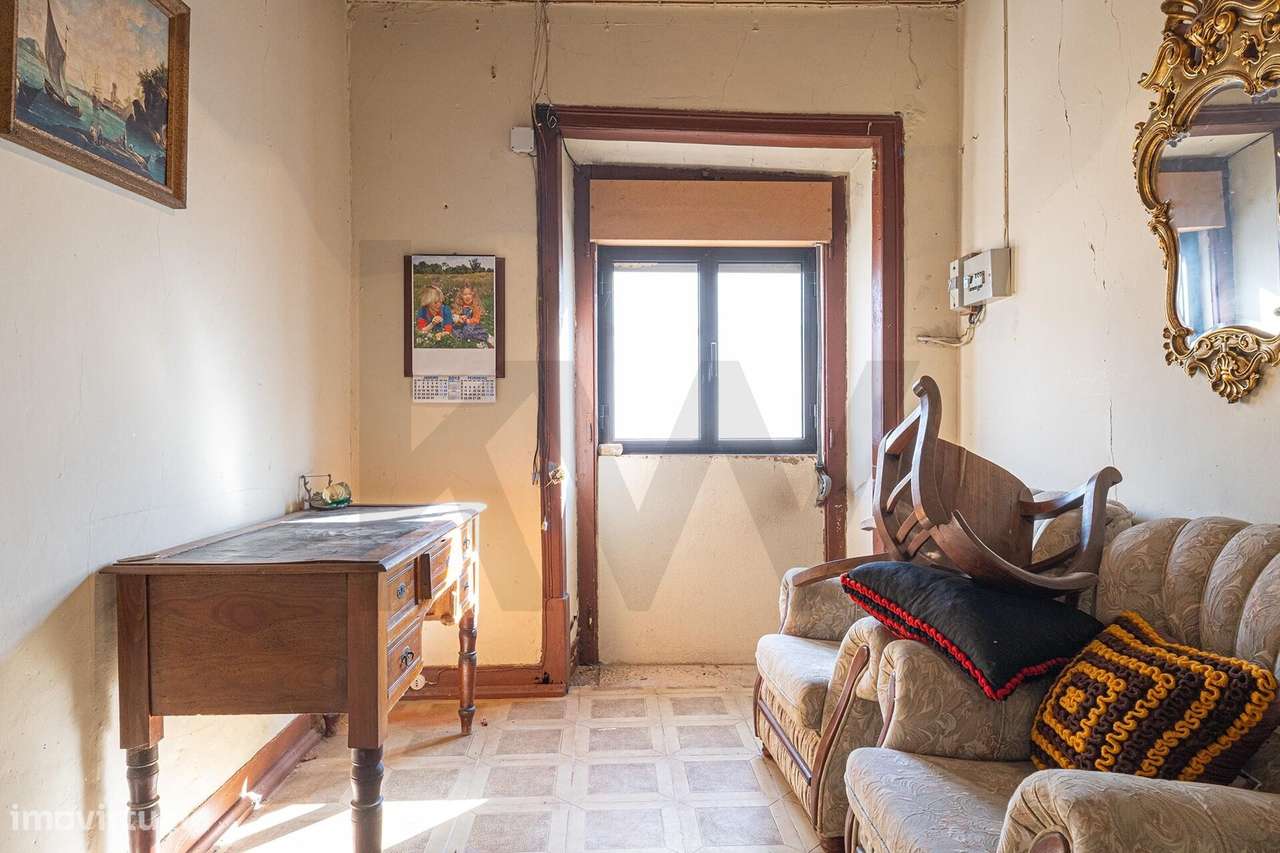 Moradia T10 com Terreno (ÁREA TOTAL 1143m2)  – Arneiro das Milhariças-14