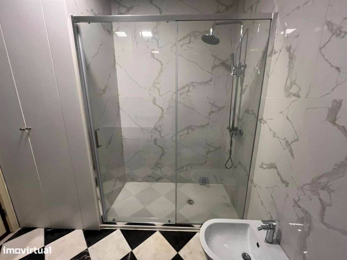 Moradia T4+2  3 Frentes monte dos Burgos-18