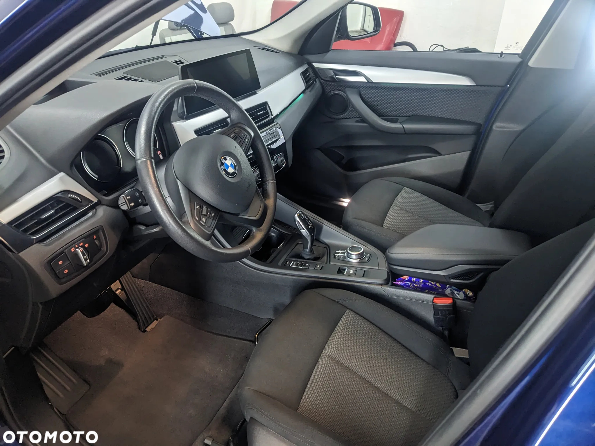 BMW X1 xDrive18d Business Edition - 6