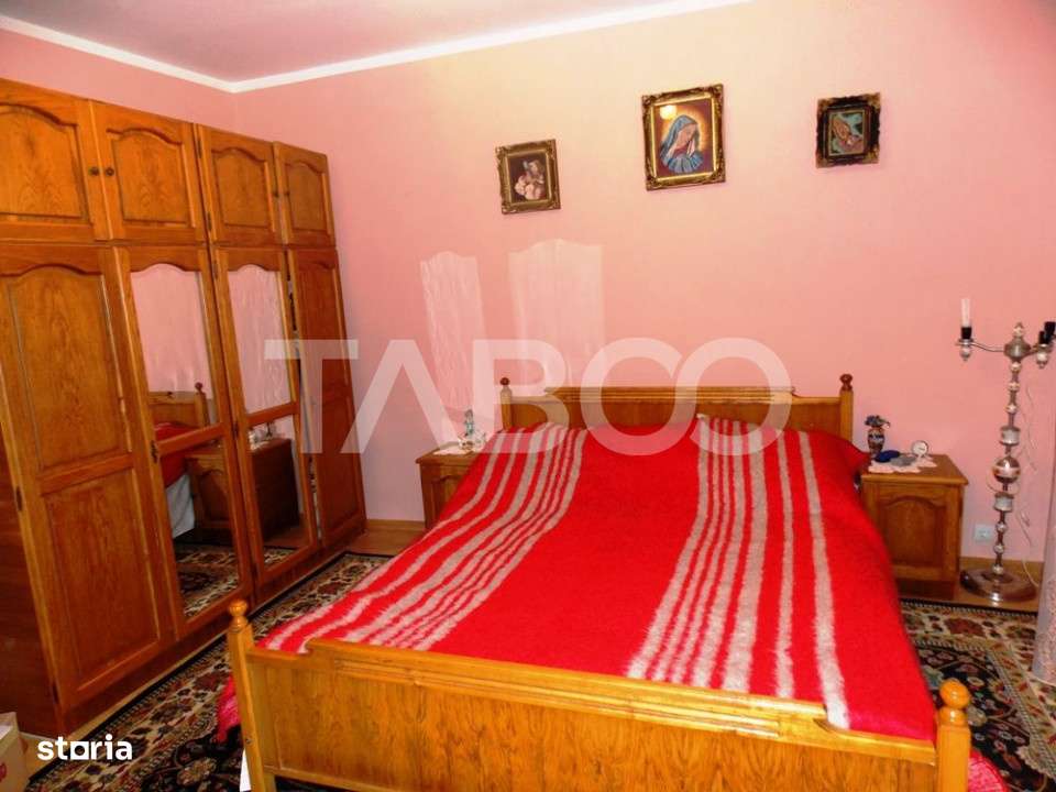 Casa individuala de vanzare 370mp 6 camere si 760 mp teren Gusterita - Imagine principală: 3/19