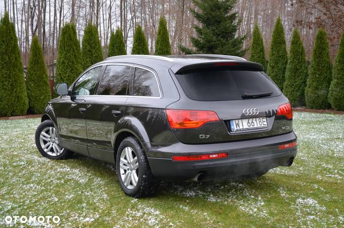 Audi Q7 3.0 TDI Quattro Tiptronic - 8