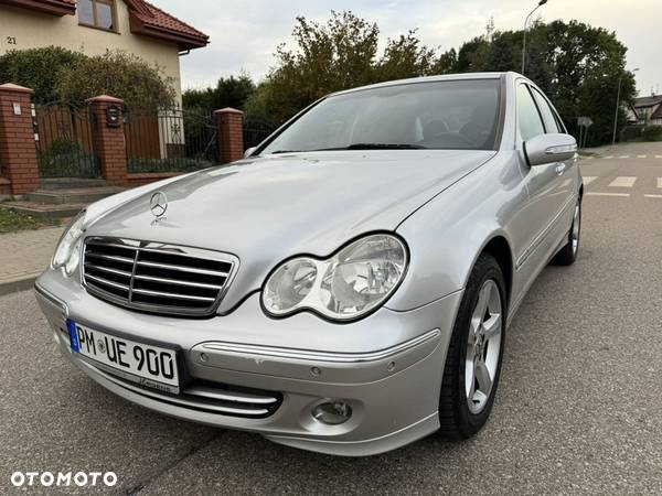 Mercedes-Benz Klasa C 180 Kompressor Avantgarde Starline - 11