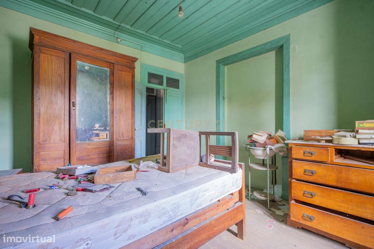 Moradia T6 antiga, para recuperar - Grande imagem: 5/40