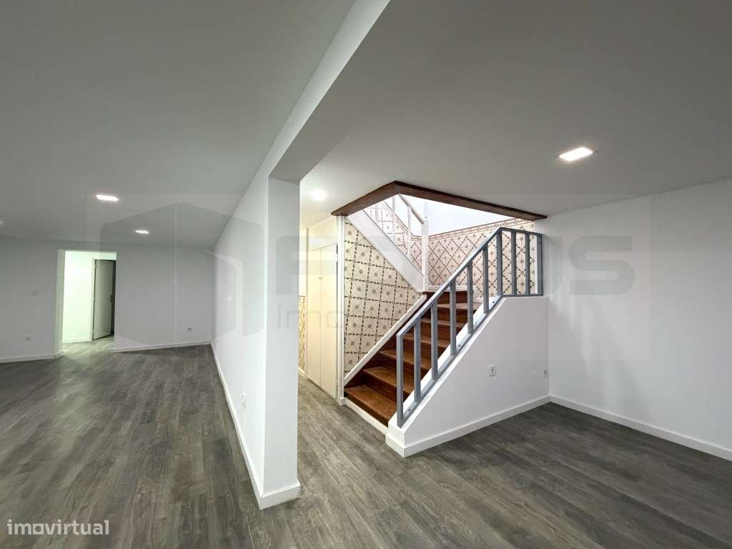 Moradia T3 +2, renovada Gafanha da Nazaré - Grande imagem: 2/26