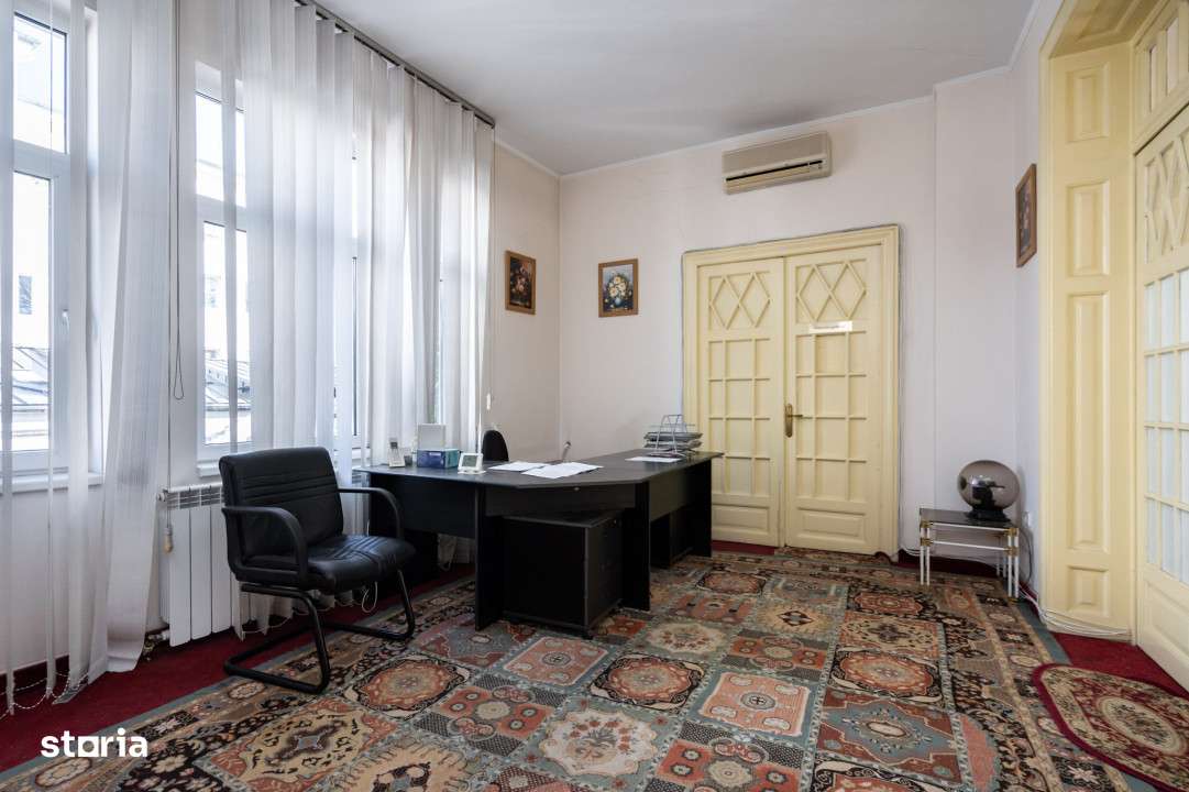 Vila 16 Camere de vanzare Unirii Primaria Sector 3-9