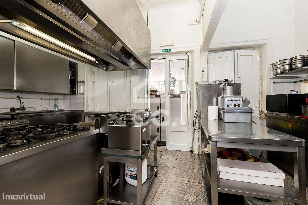 Trespasse de Negócio de Restauração c/ Moradia T3, no Centro Histórico-12