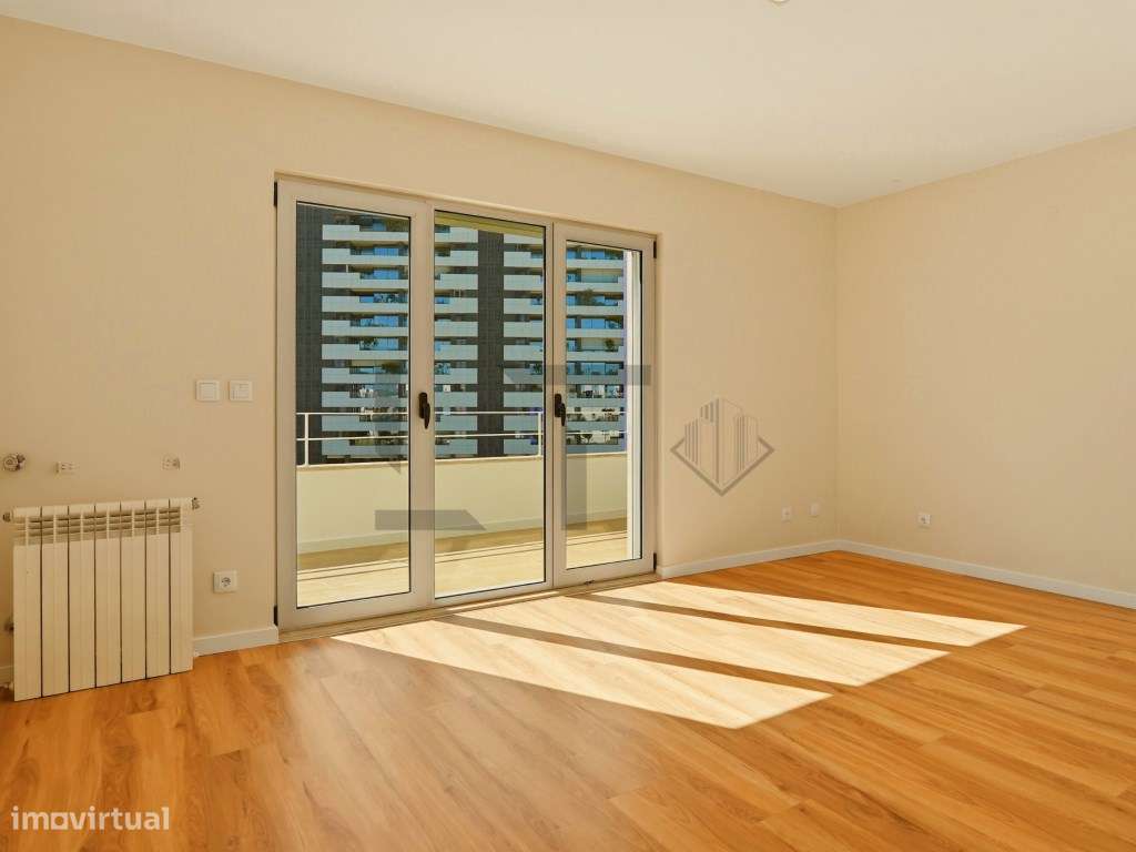 Penthouse T3 (possível T4) com Terraço, plena vista Rio e Garagem, ...-34