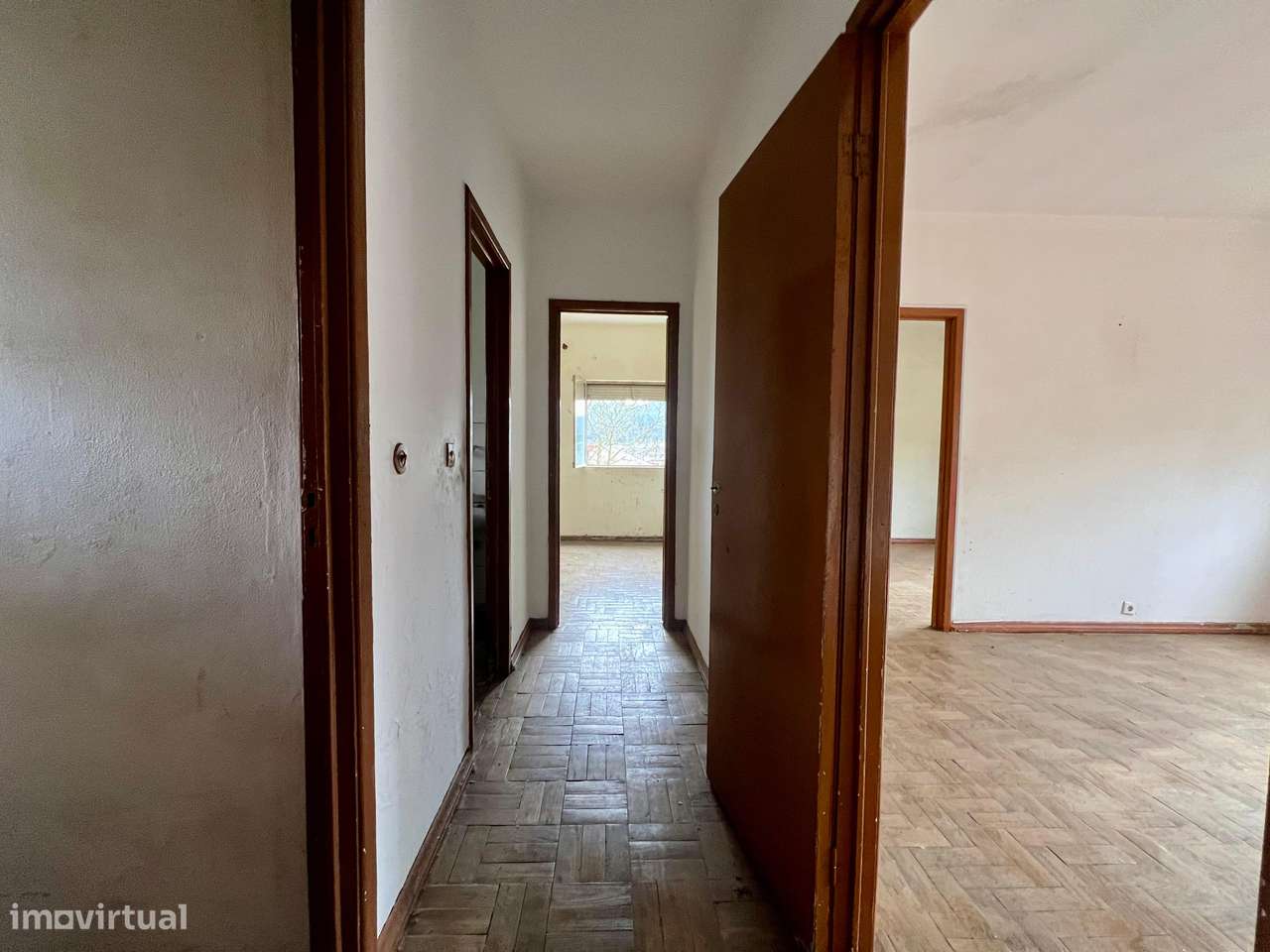 Andar Moradia T3 para Restauro em Celeirós-13