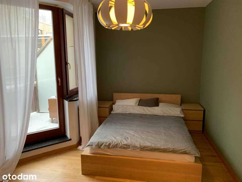 Przestronne 2-pokojowe mieszkanie z balkonem i garażem-4