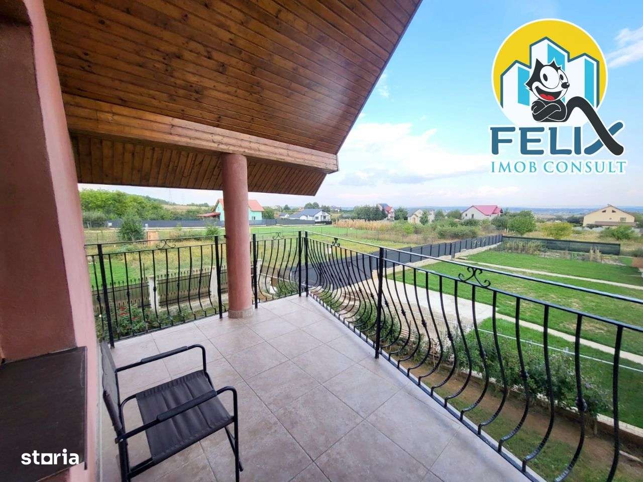 MARGINENI - Fantanele, Casa P+1, 250mp, teren 1100mp toate utilitatile - Imagine principală: 5/14