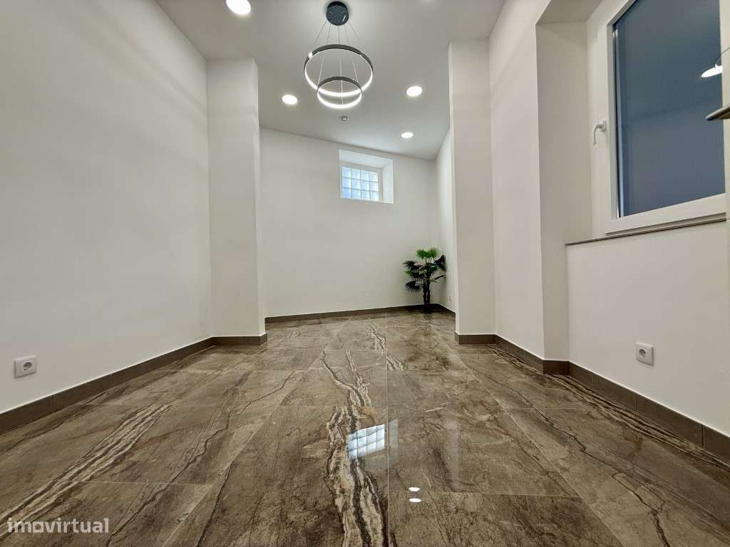 Moradia T5 no Barreiro-8