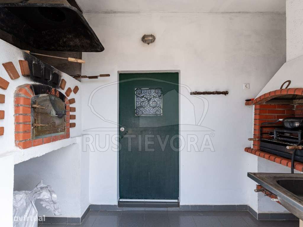 Quinta em Portel - 4,3 Ha de Tradição e Conforto-27