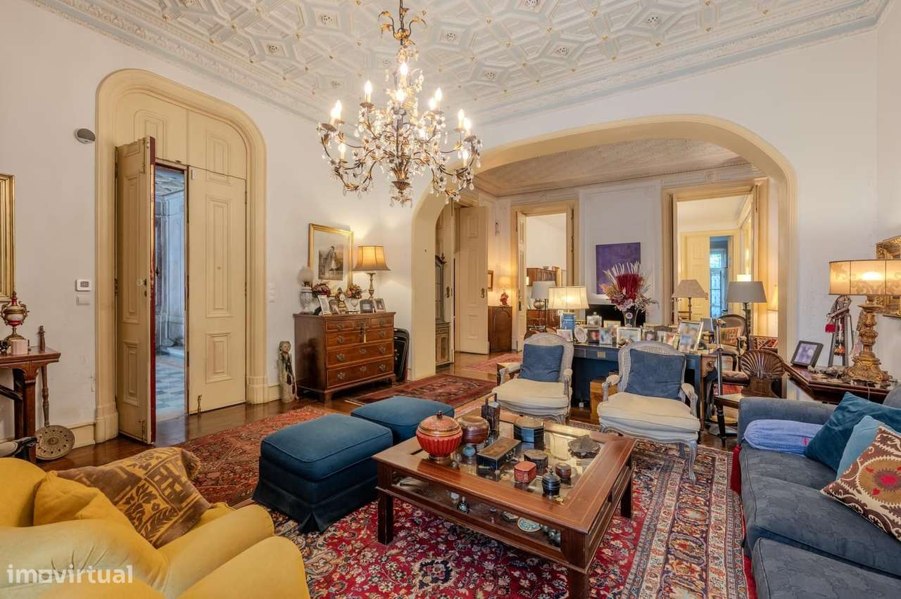 Apartamento T2 + 2 com estacionamento, Santa Catarina, Lisboa - Grande imagem: 4/28