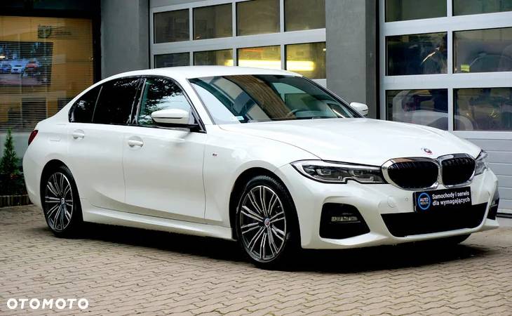 BMW Seria 3 330d mHEV M Sport sport - 3