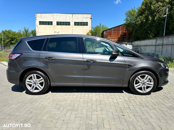 Ford S-Max 2.0 EcoBlue Aut. TITANIUM - 22