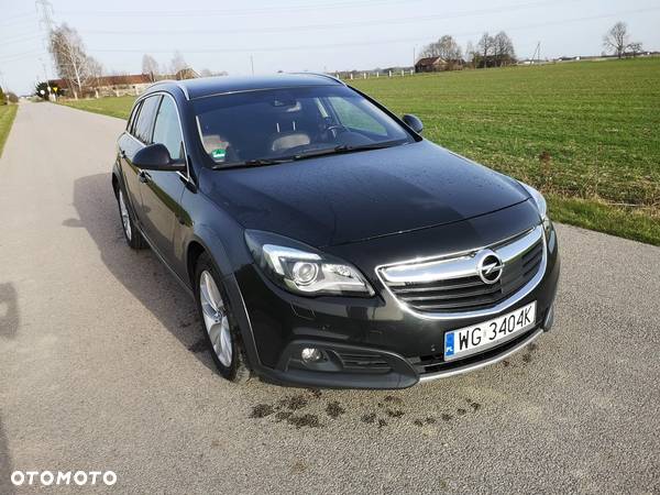 Opel Insignia 2.0 Bi Turbo CDTI 4x4 Country Tourer - 4