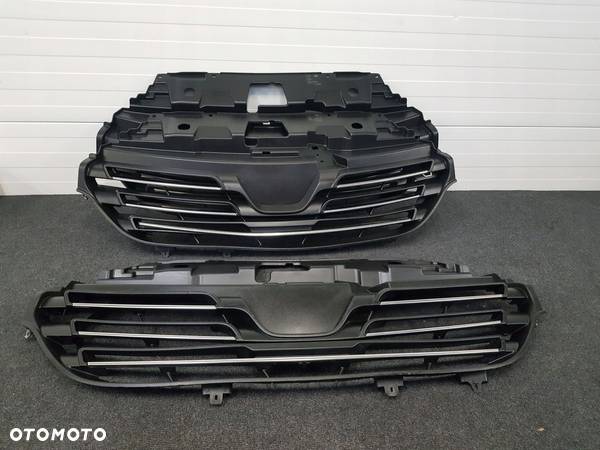 GRILL ATRAPA ZDERZAKA RENAULT TRAFIC III 2014-2019 - 2