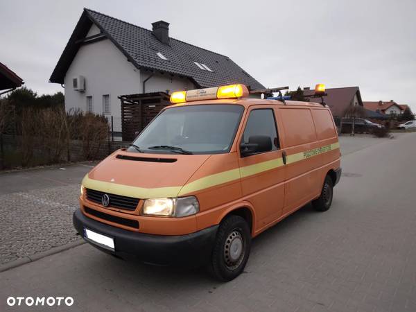 Volkswagen Transporter - 1