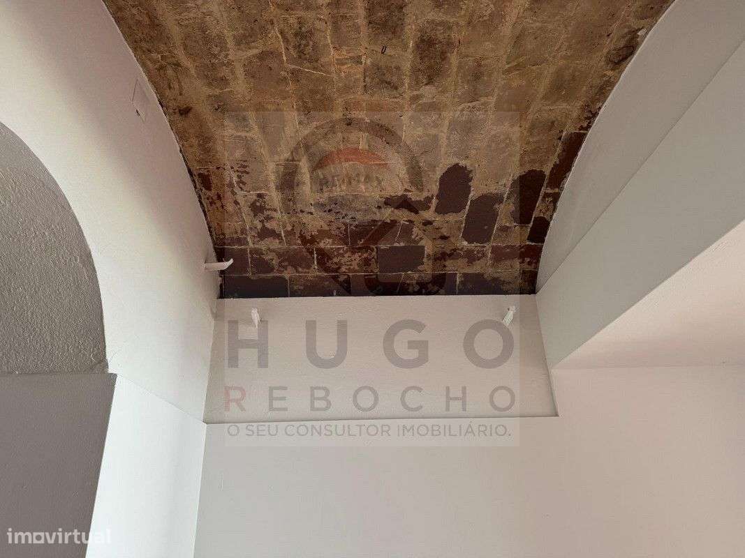 Loja para Venda em Arraiolos – 132m²-18