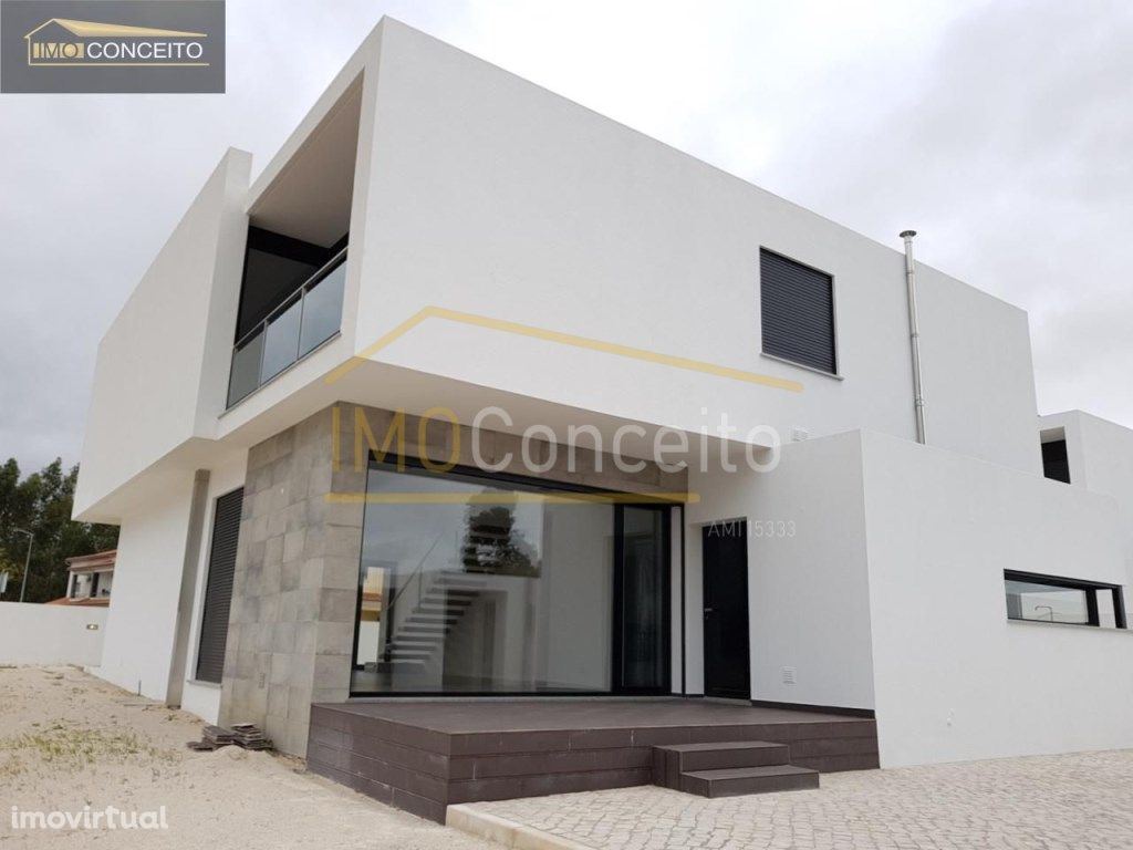 Moradia T5 C/ Piscina| Isolada| Qualidade Superior