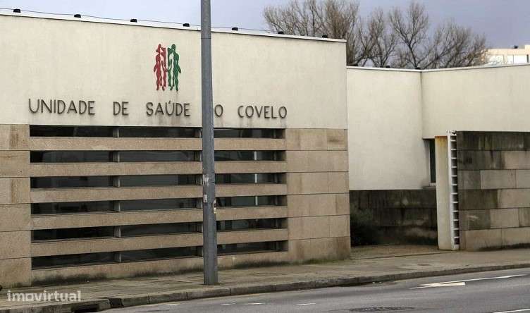 Vende-se apartamento T1 com varanda ao Covelo-9