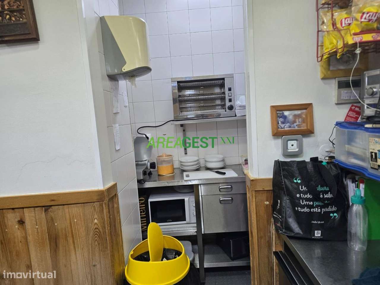 Loja para venda com rendimento, em Santa Iria da Azóia, Loures-13