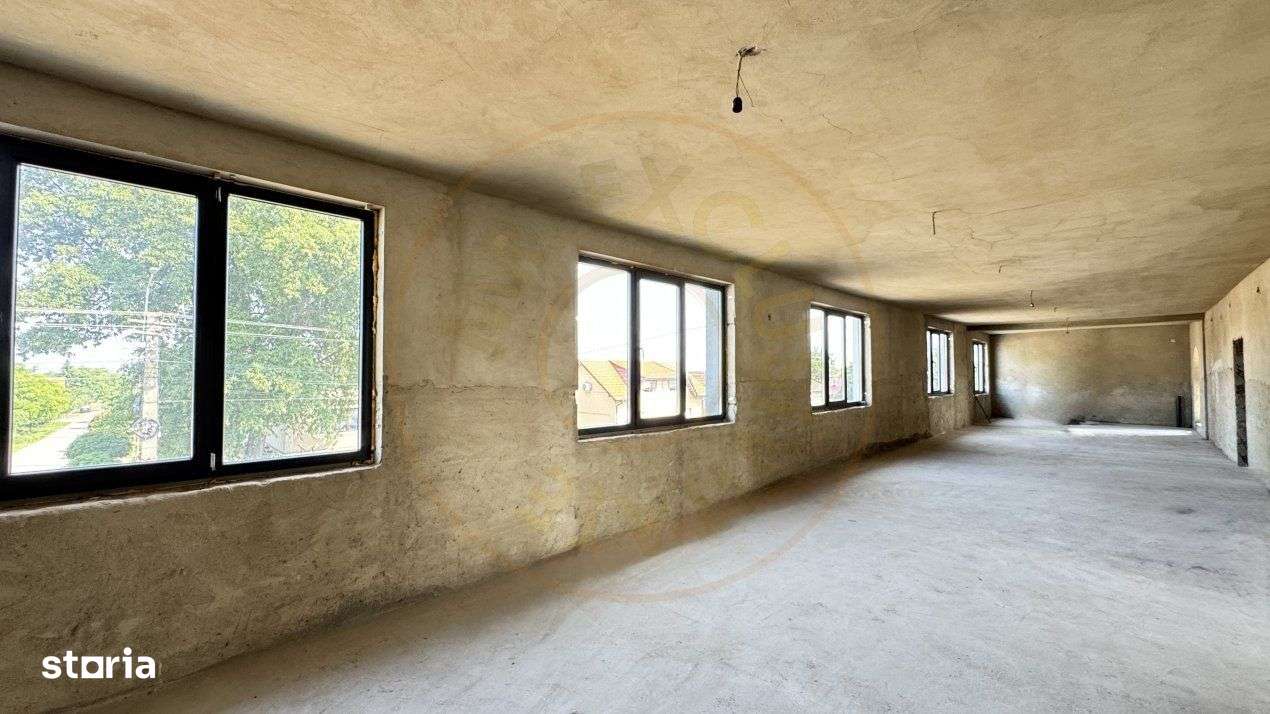 Inchiriere Spatiu Comercial 200 mp, B-dul 25 Oct-Carei-fara comision l - Imagine principală: 4/13