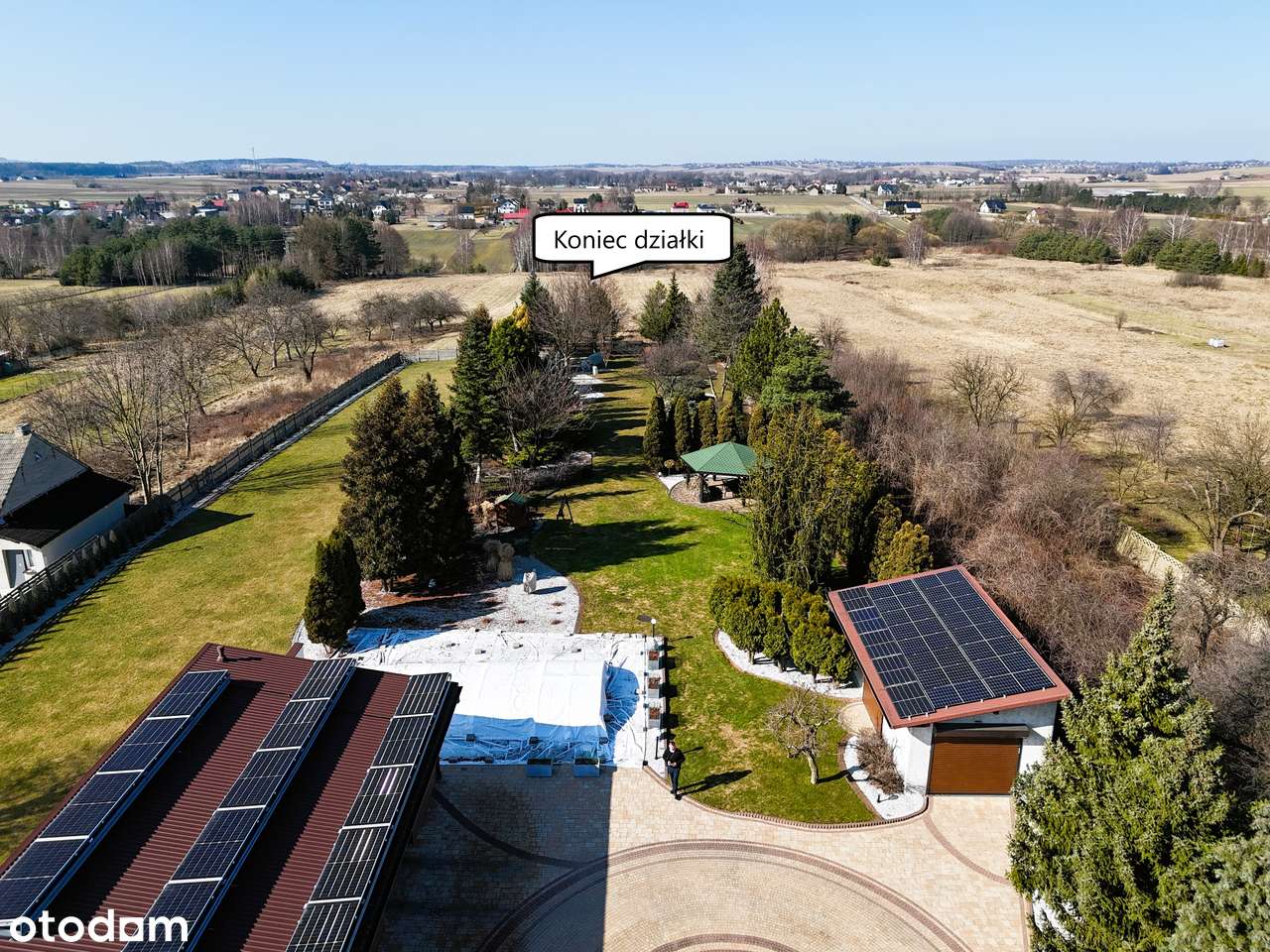 Piękna posiadłość z basenem, malownicza działka 1,5 ha.-14