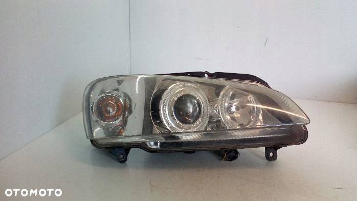 Reflektor prawy lampa przód Peugeot 106 1998r. - 2