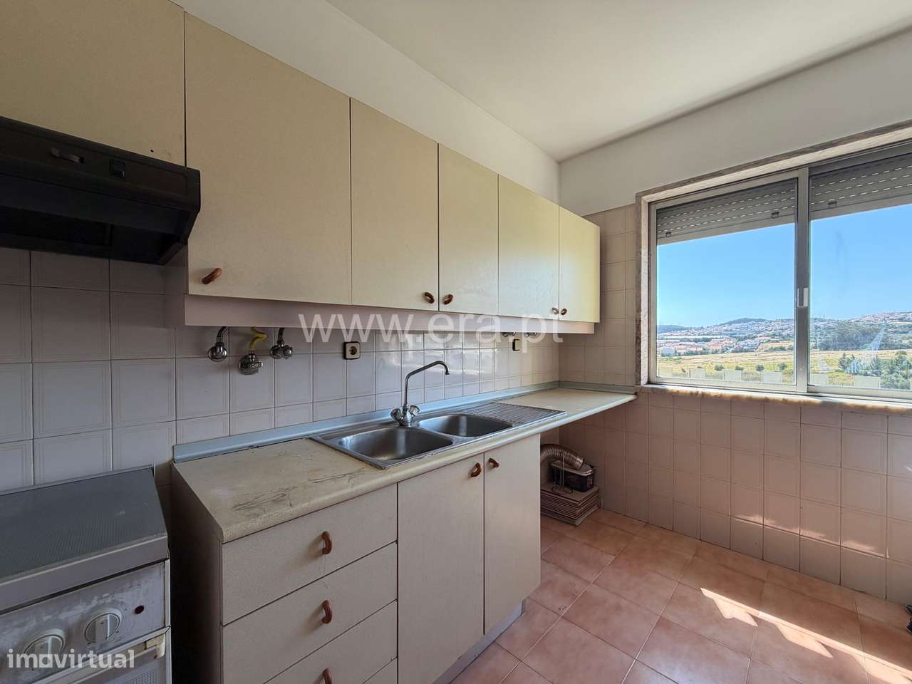 T2 - Jardim do Sol, Odivelas com lugar garagem-17