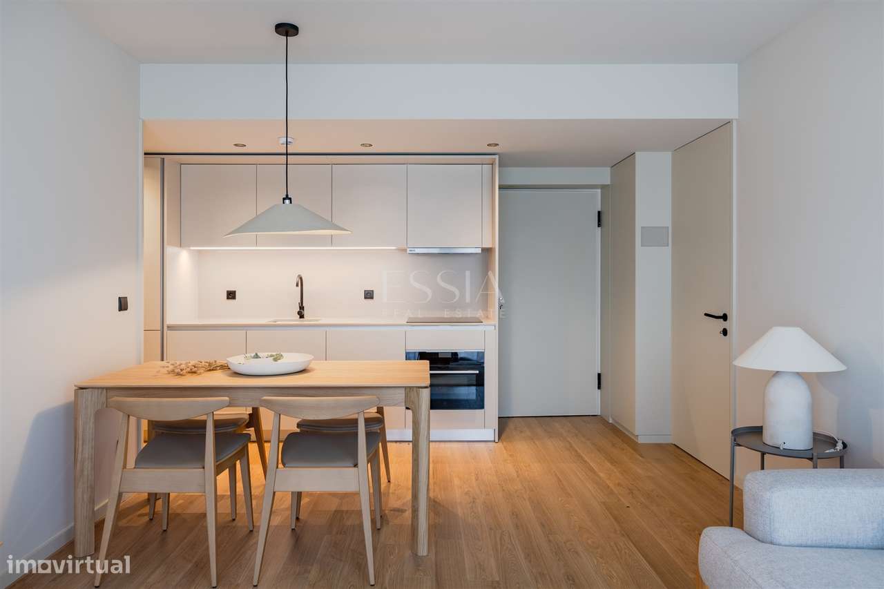T2 Varanda e Garagem Gaia | T2 Apartamento LYNQ | T2 Novo Av República - Grande imagem: 4/16