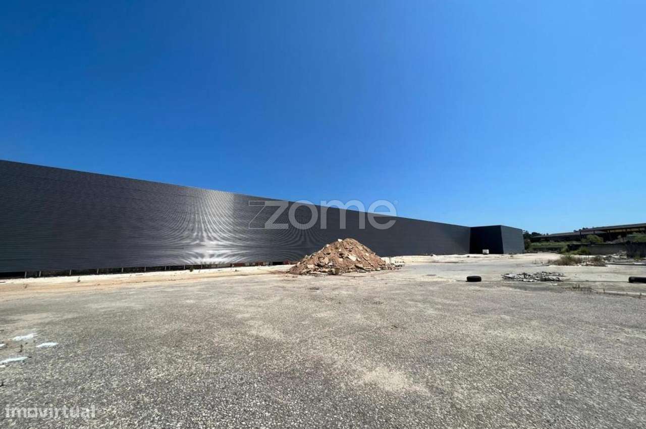 Armazém Industrial para venda em Oliveira do Bairro - Grande imagem: 2/7