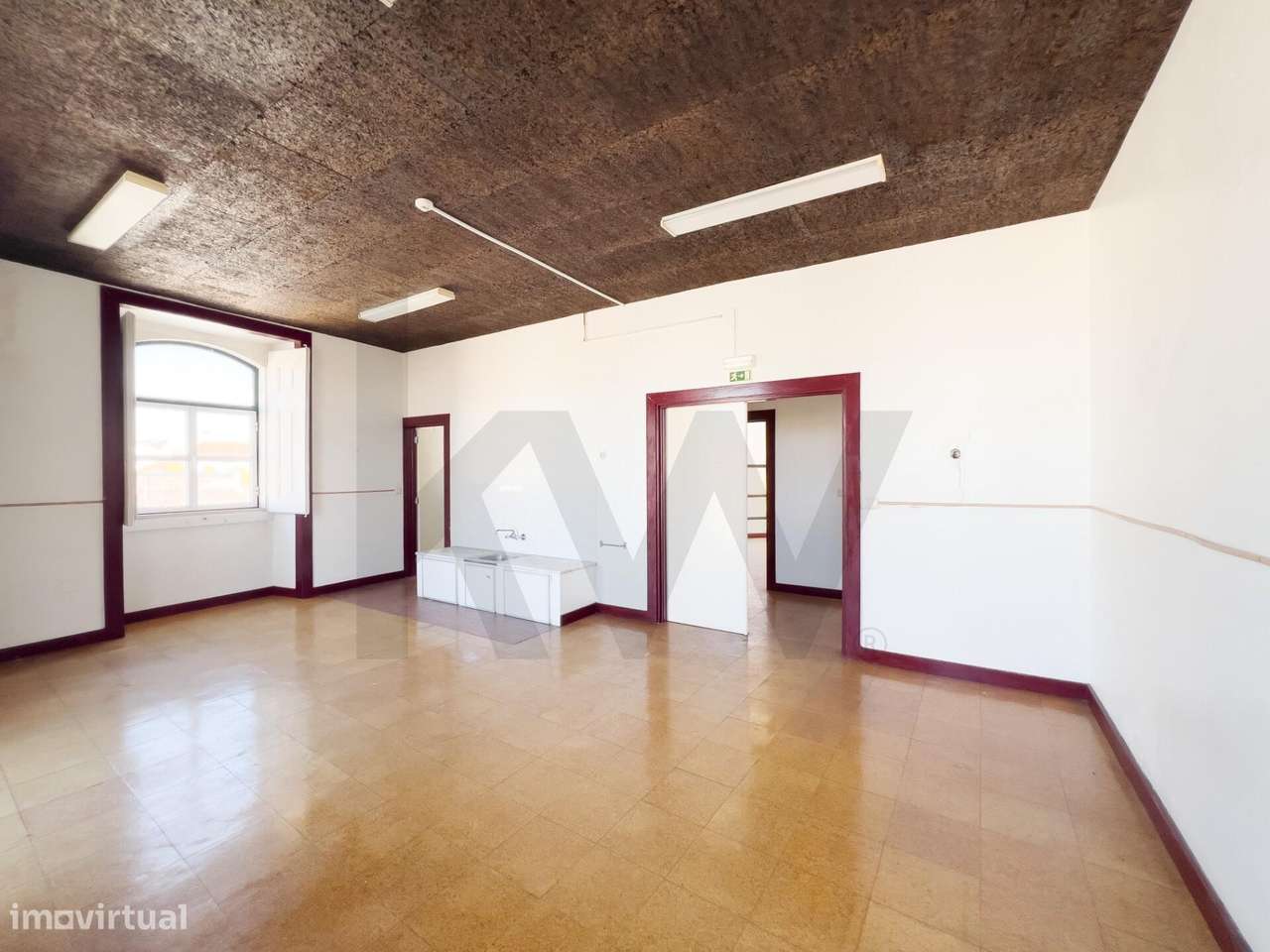 Edifício Emblemático no Coração de Almeirim-21