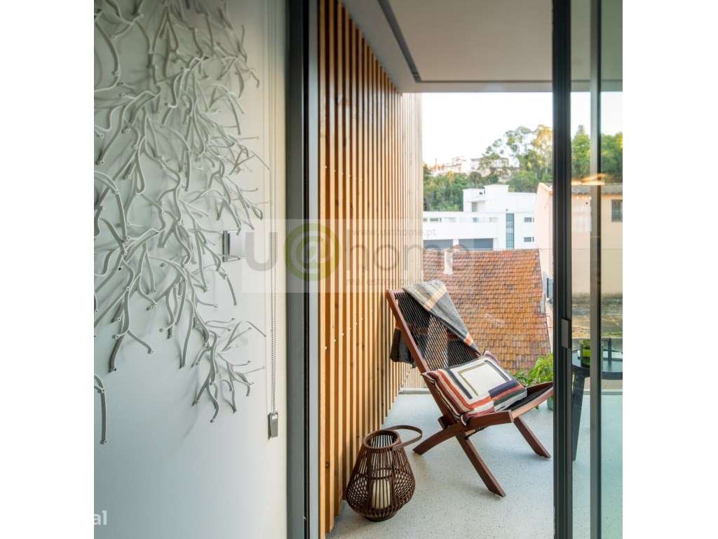 Estúdio em condomínio com piscina na avenida da Liberdade-20