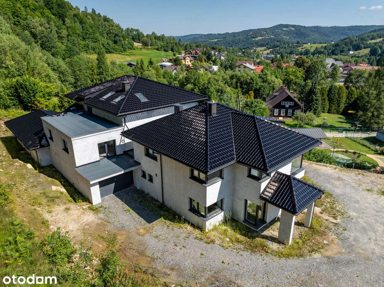 willa w Beskidach, Wisła – 663 m² działka 5 390 m² OKAZAJA-5