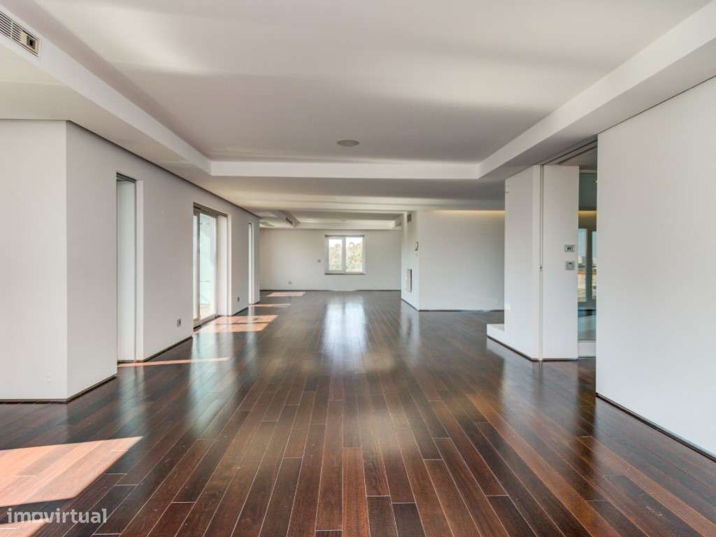 Apartamento T5 + 1 no Condomínio Jardins São Lourenço - Lisboa-45