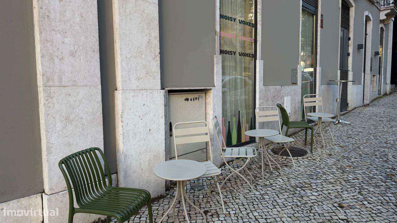 Wine bar para trespasse na Avenida Casal Ribeiro 55a - Grande imagem: 3/7