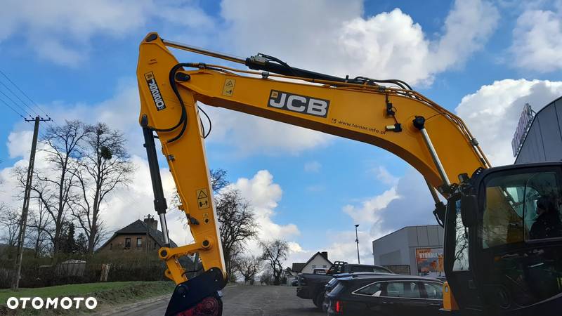 JCB JS220 2016R  220x - 9