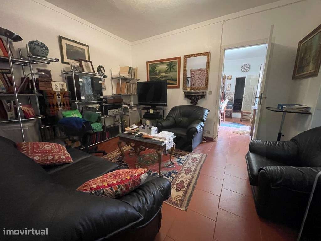 Moradia com Antiga padaria-9