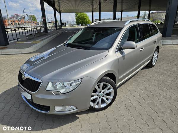 Skoda Superb 2.0 TDI Exclusive - 1