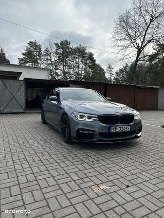 BMW Seria 5 520d M Sport - 4