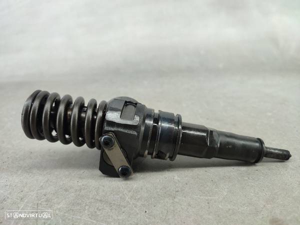 Injector Volkswagen Golf Iv (1J1) - 2