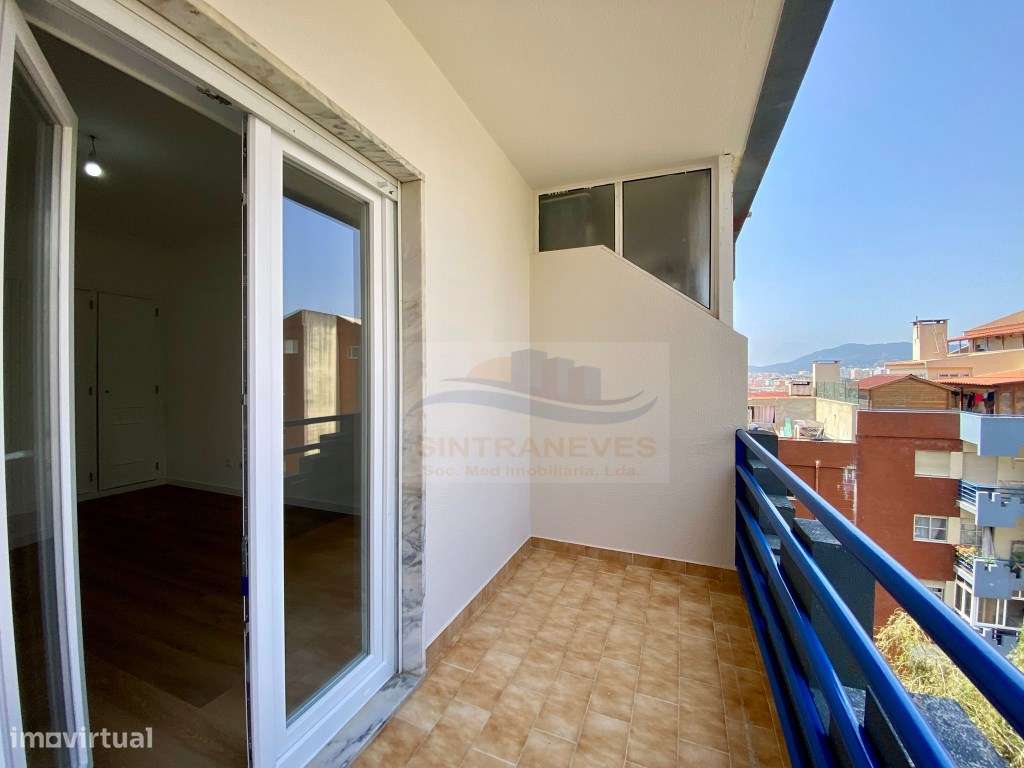 Duplex T3 com vistas incríveis em Algueirão-Mem Martins - Oportunid... - Grande imagem: 4/29