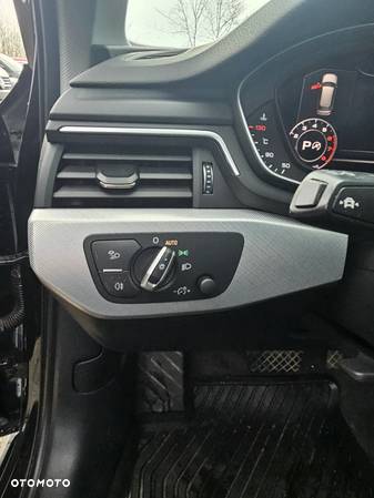 Audi A4 35 TFSI mHEV S tronic - 24