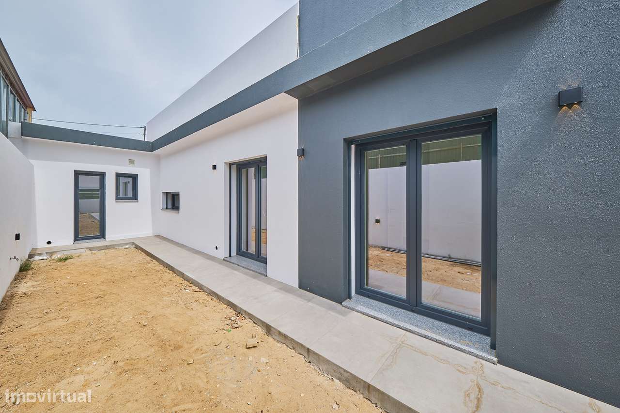 Moradia Térrea V3+1 c/Piscina - Fernão Ferro-36