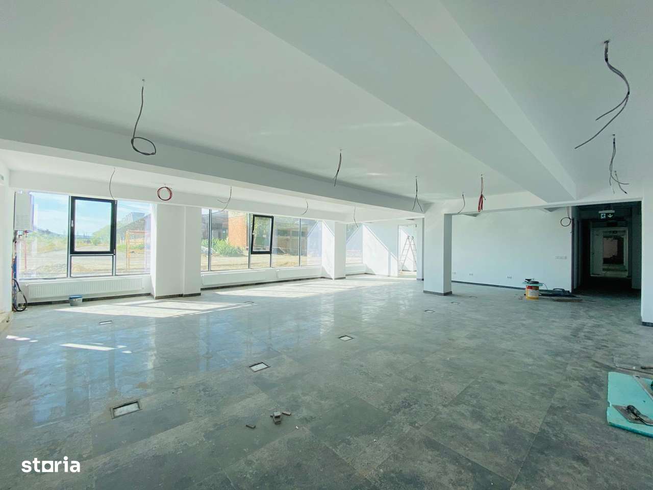 Hala de inchiriat, 500-2000mp birouri showroom Calea Chisinaului Iasi - Imagine principală: 3/10