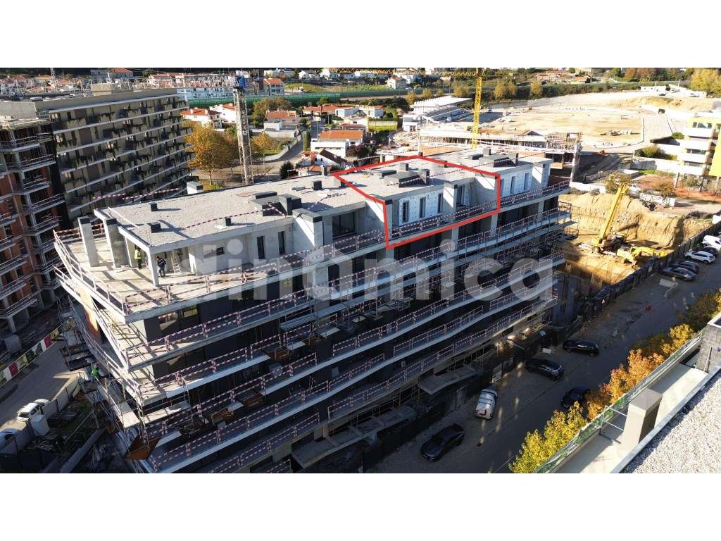 Penthouse T3 única com varandas panorâmicas Talvai - Grande imagem: 4/28