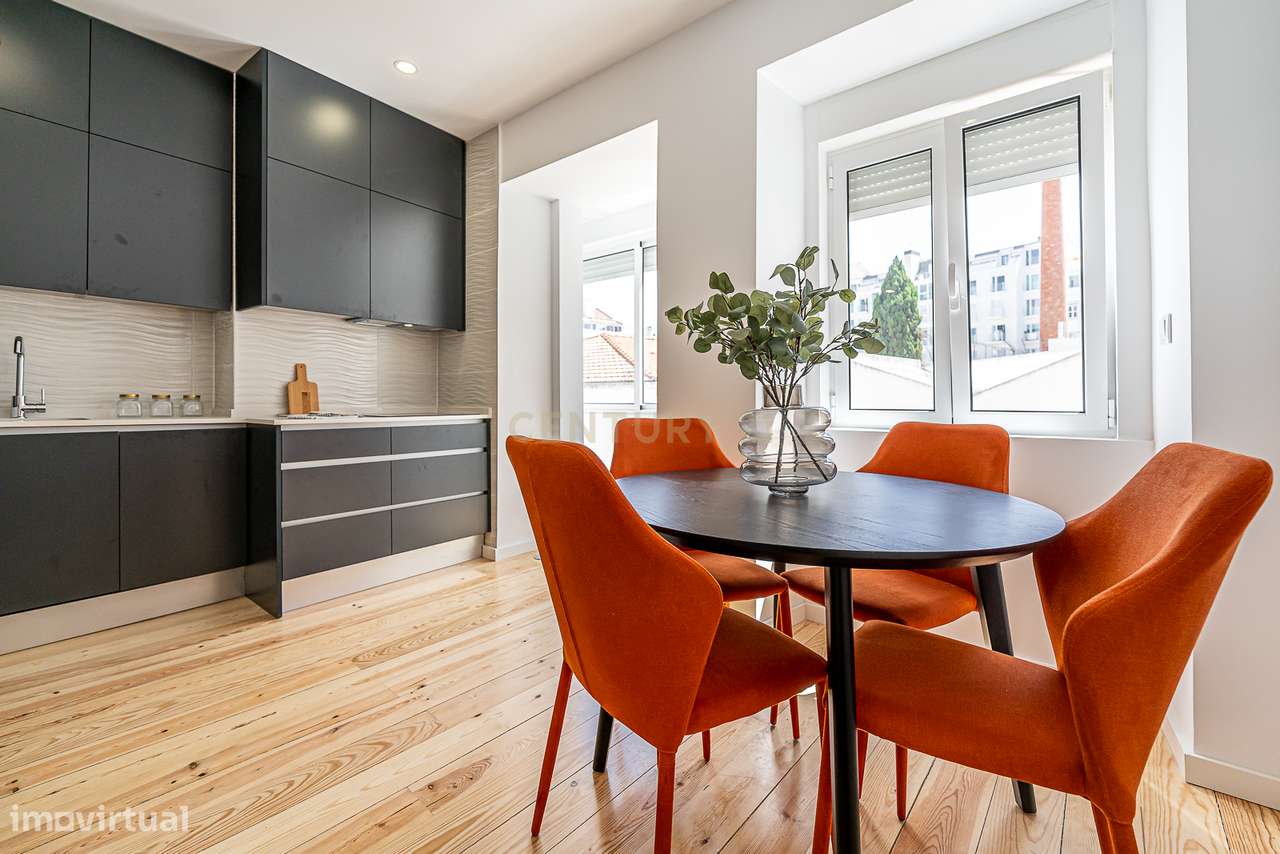 T2 NOVO em Benfica – Chave na Mão - Grande imagem: 4/16